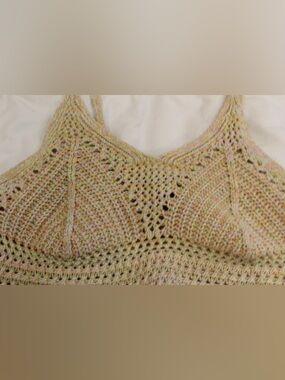 Women's Knit V-Neck Crochet Sweater Vest in Multicolor Pastel
